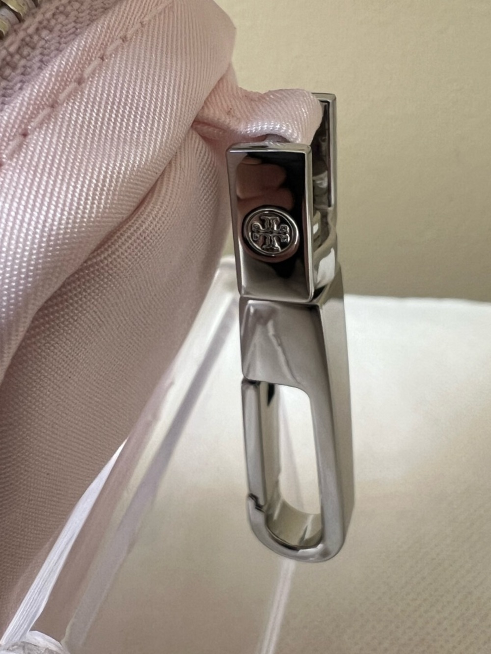 Tory Burch Zip Pouch , Bagcharm/ zip Coin - Picture 3 of 8